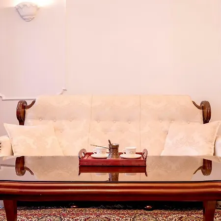 Apartment Miray Brown